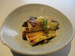 茄子の蒸し焼き