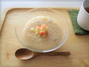 もちあわりんごコンポート