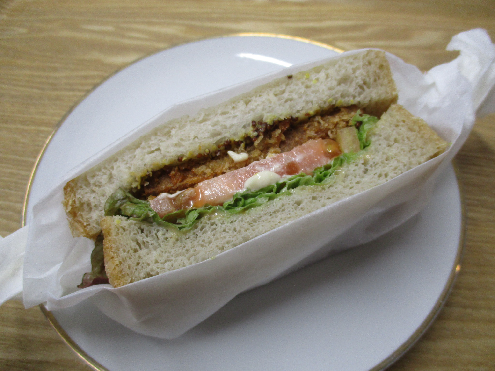 高野豆腐のカツサンド【出産後のお母さんに大好評の産婦人科マクロビレシピ】