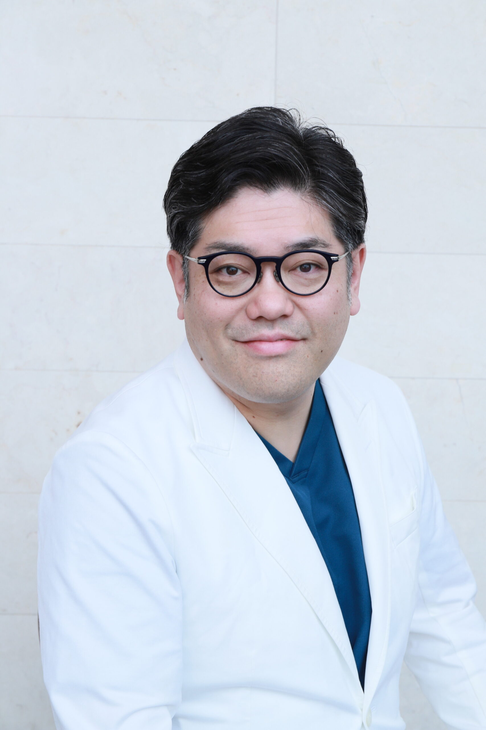 理事長・院長　牧尉太